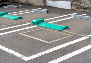 「10坪の狭小地も駐車場運用で安定収益を実現」のアイキャッチ画像